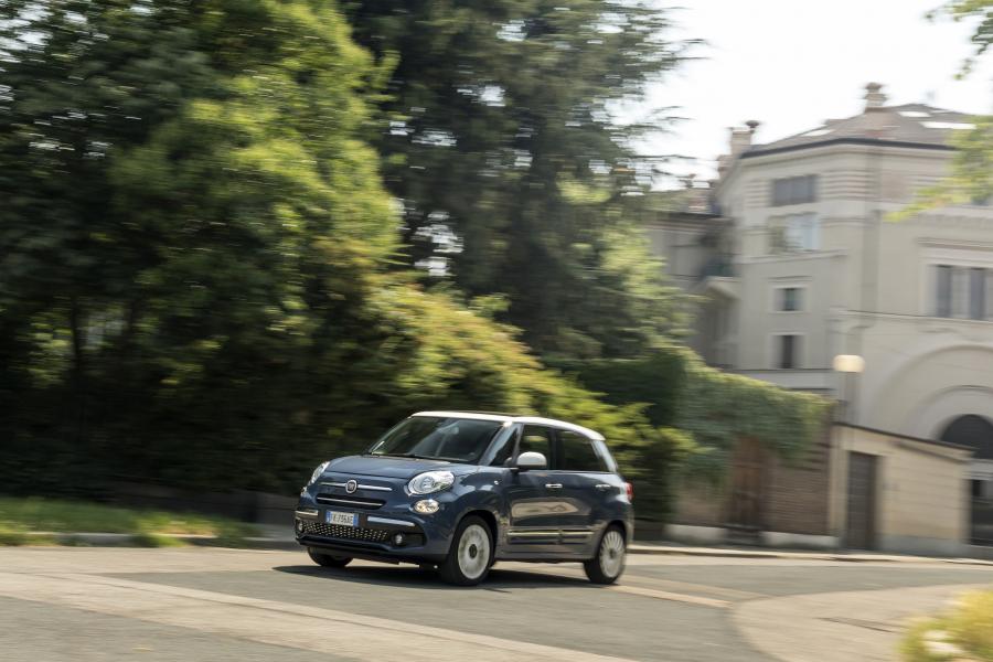  Fiat 500L 2017 года  (фото 13 из 45)